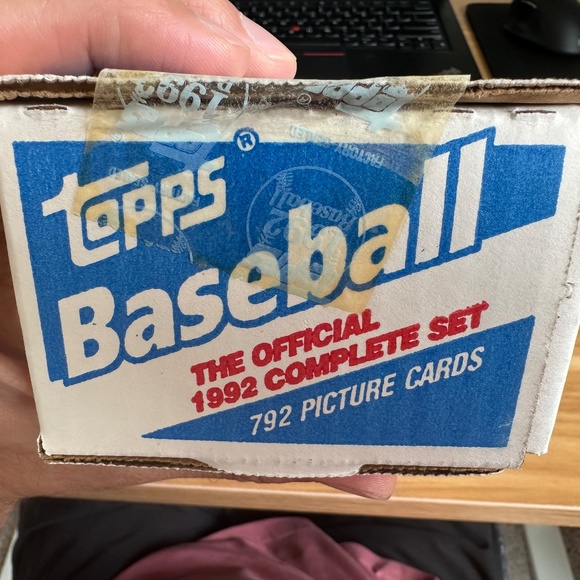1992 TOPPS FACTORY SEALED OFFICIAL COMPLETE SET - 792 MLB BASEBALL CARDS - Picture 5 of 10